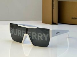 Picture of Burberry Sunglasses _SKUfw51973399fw